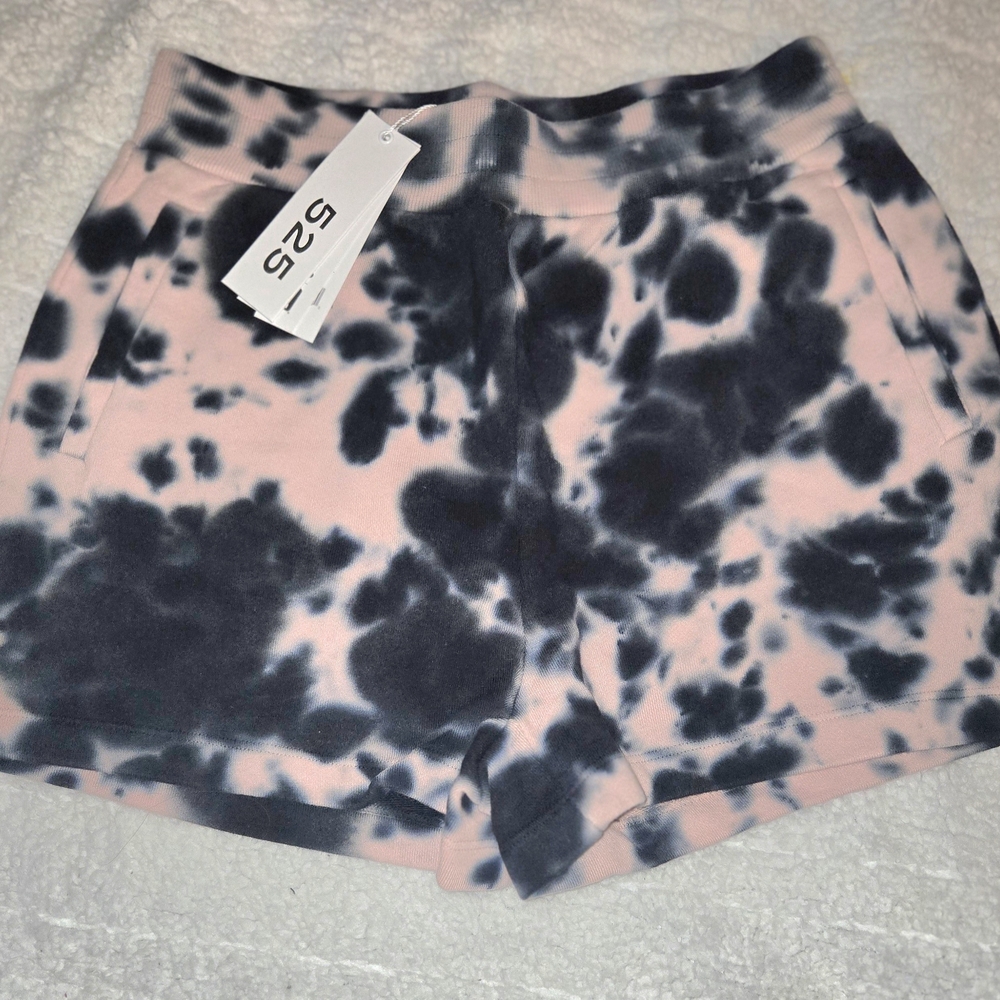 525 Tie-Dye Born In Bklyn Women's Shorts. Size Small. NWT.